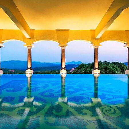 Le Meridien Mahabaleshwar Resort & Spa מראה חיצוני תמונה
