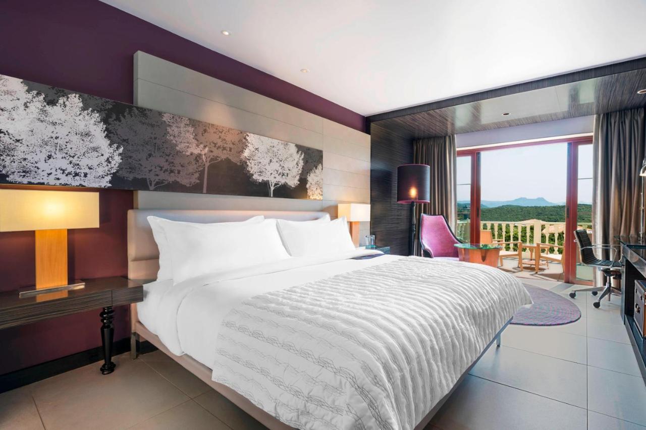 Le Meridien Mahabaleshwar Resort & Spa מראה חיצוני תמונה
